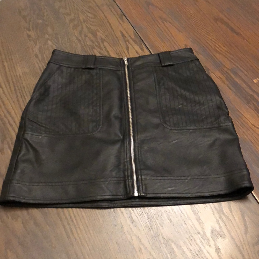 Top Shop Leather skirt